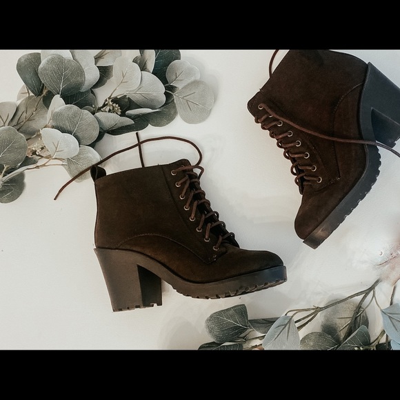 Shoes - Brown Pleather Heels